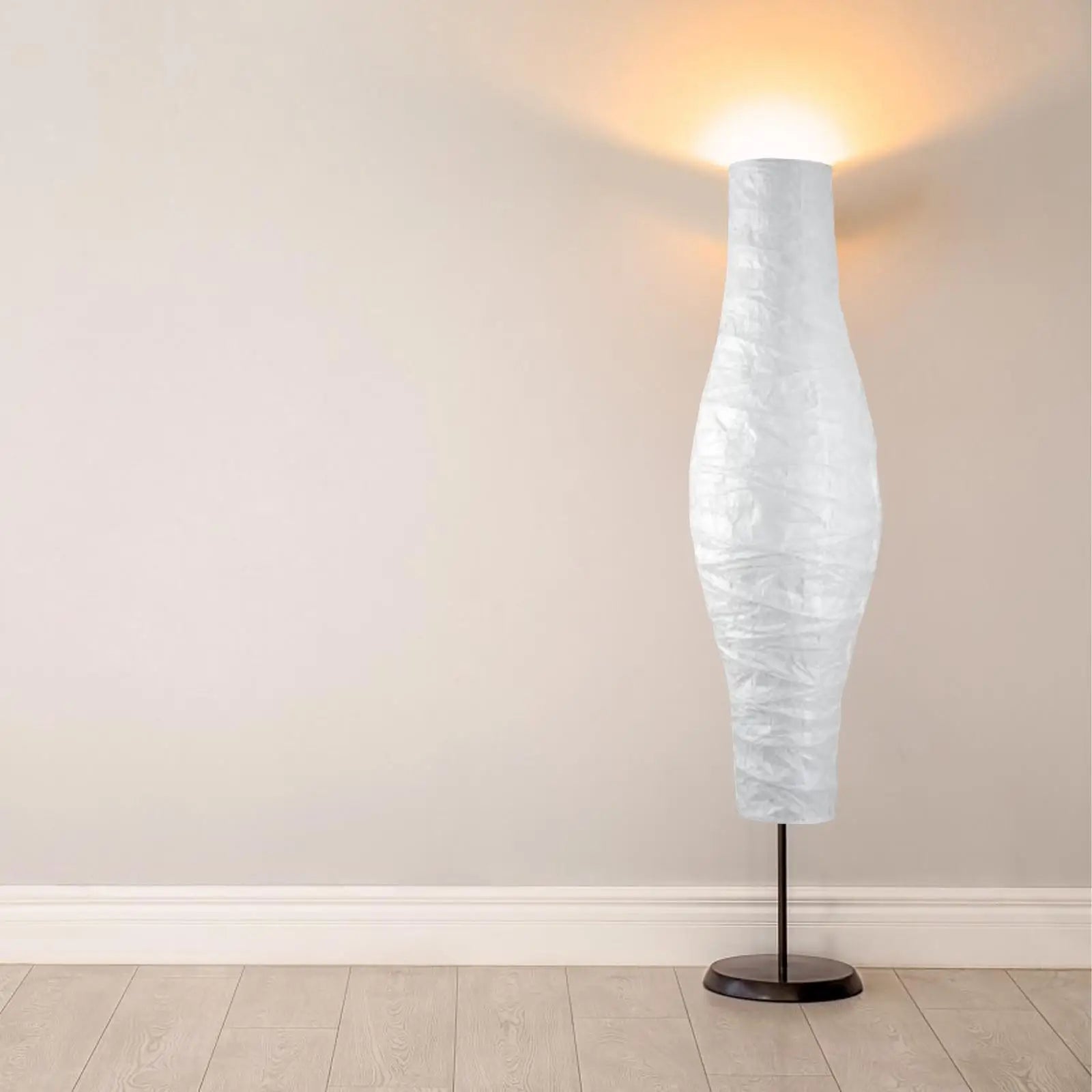 Abat jour lampe sur pied design minimaliste pour intérieur moderne