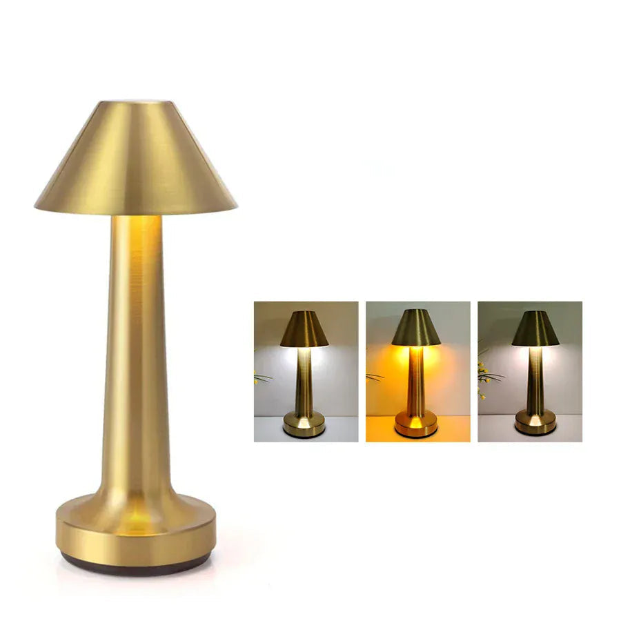 Lampe champignon dorée dôme arrondi avec éclairage LED, finition luxe pour décoration moderne.