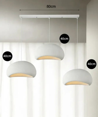 Dimensions de la suspension cuisine 80 cm avec trois dômes blancs de 40 cm.